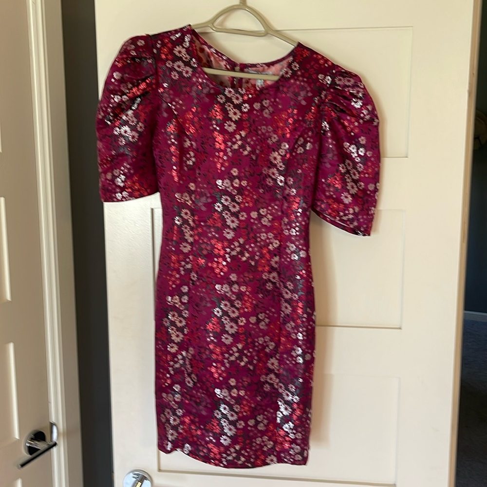 Puffed sleeve floral mini dress- medium (never worn)